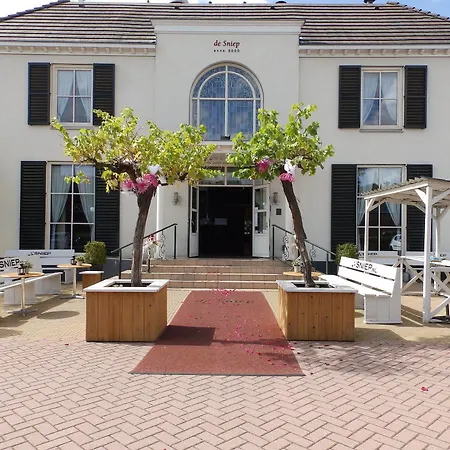 Restaurant & De Sniep Hotel 4*