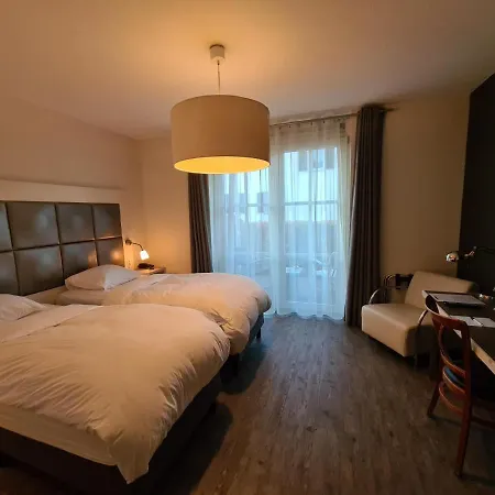 Restaurant & De Sniep Otel 4*