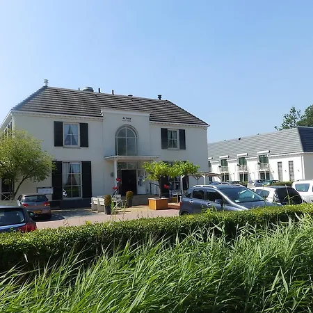 Restaurant & De Sniep Otel 4*